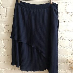 Pleated skirt